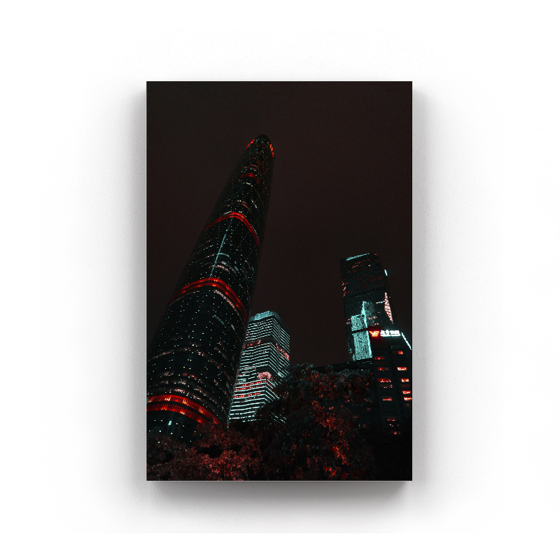 Edicios en la noche